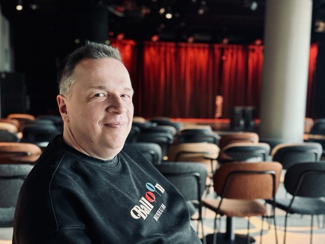 Foto von Ulrich Fricke im Nica Jazz Club in Hamburg.